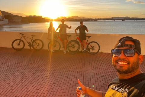 Visite à vélo de la ville de Panama et de son vieux quartier avec un guide local