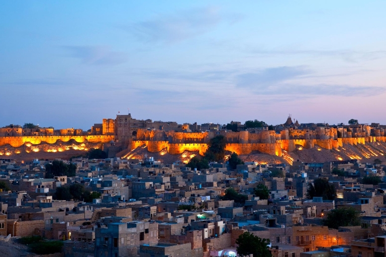 Au départ de Jodhpur : 2 jours d'excursion à Jaisalmer en voitureVisite en voiture avec chauffeur et guide