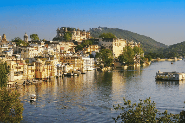 Highlights of Udaipur City -Guided Half-Day Car Tour