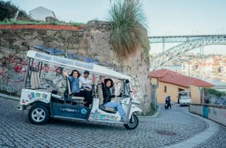 Porto Tuk-Tuk-Tour: Clérigos, malerische Orte und Aussichtspunkte – 1 bis 4 Stunden