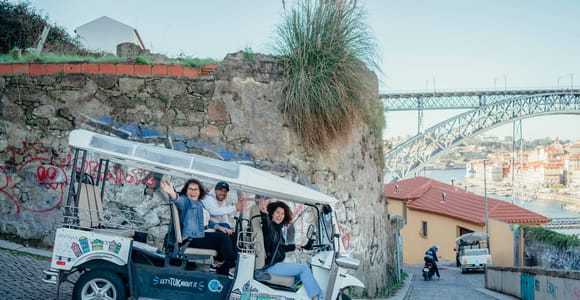 Porto Tuk Tuk Tour: Clérigos, Scenic & Viewpoints - 1H to 4H