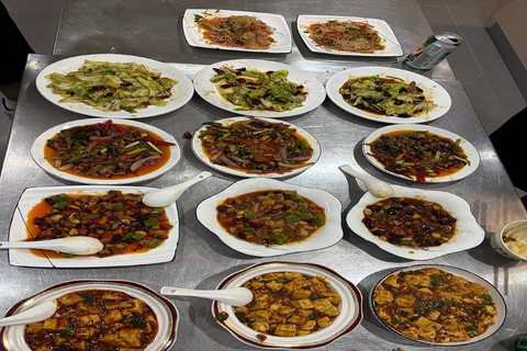 Zhangjiajie: Hunan Cuisine Cooking Class with Market Tour Half-Day Class: 5-dishes