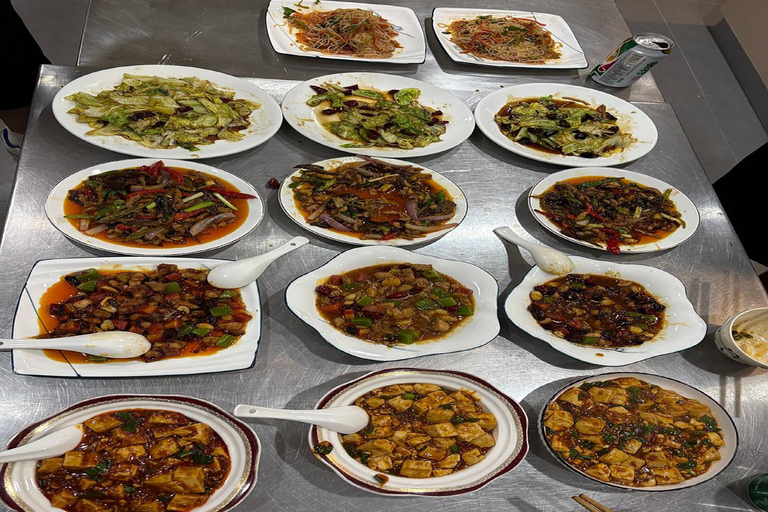 Zhangjiajie: Hunan Cuisine Cooking Class with Market Tour Half-Day Class: 5-dishes