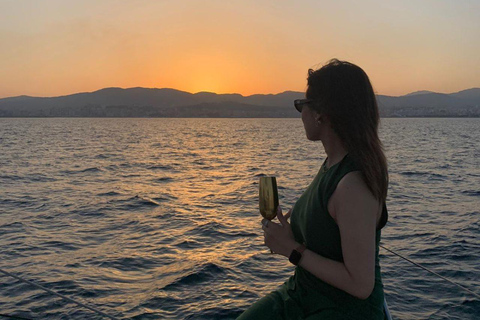 Palma: 2-Hour Sunset Catamaran Cruise with Drinks