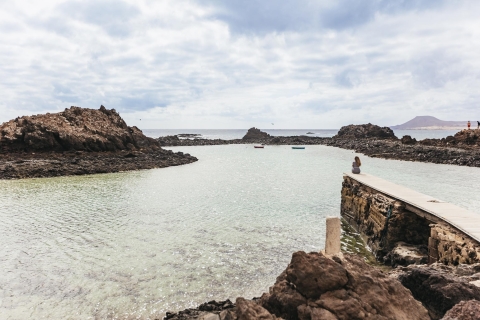 Van Fuerteventura: 4 uur zeiltocht naar het eiland LobosVaart van 4 uur naar het eiland Lobos - alleen volwassenen