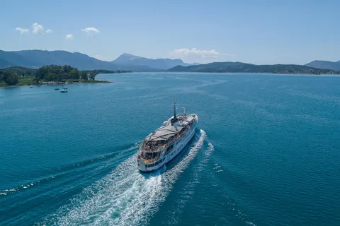 From Athens: Hydra, Poros & Aegina Island Cruise with Lunch