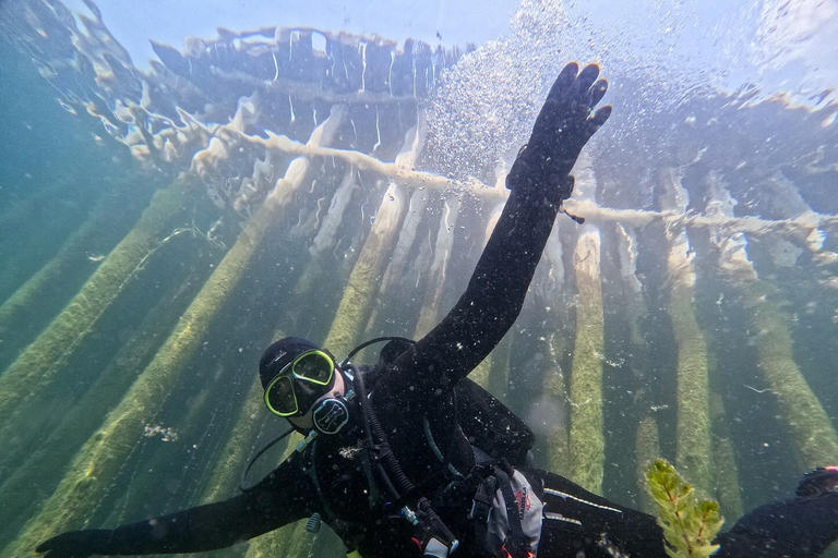 Lago Ohrid: prueba el buceo en la Bahía de los Huesos.Lago Ohrid: prueba el buceo en la Bahía de los Huesos