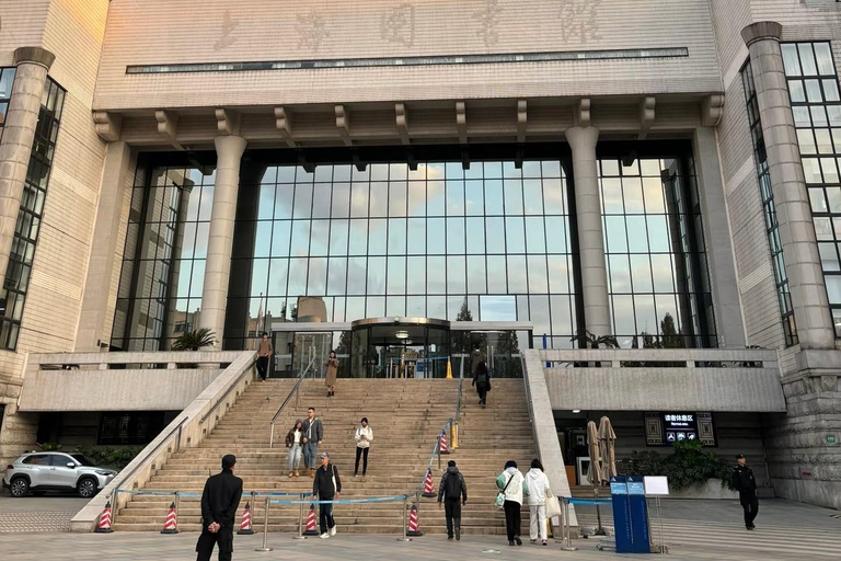 Experience Shanghai Like a Native: A Day in Local Life