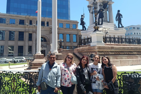 Valparaíso: visita à cidade e entrada na casa de Pablo Neruda