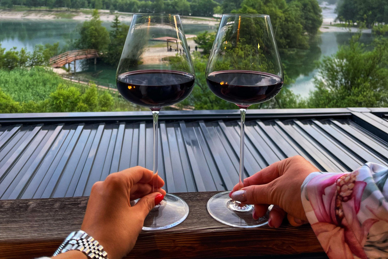 Ljubljana: Lake Bled, Bohinj, and Jasna Day Trip