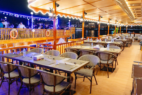 迪拜：克里克传统巨型阿拉伯独桅帆船巡游，含自助晚餐迪拜：传统巨型阿拉伯独桅帆船巡航，含自助晚餐