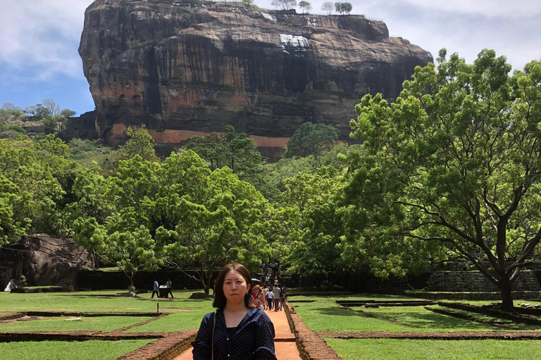 Sigiriya en Dambulla Privé Dagvullende TourTour vanuit het Negombo-gebied