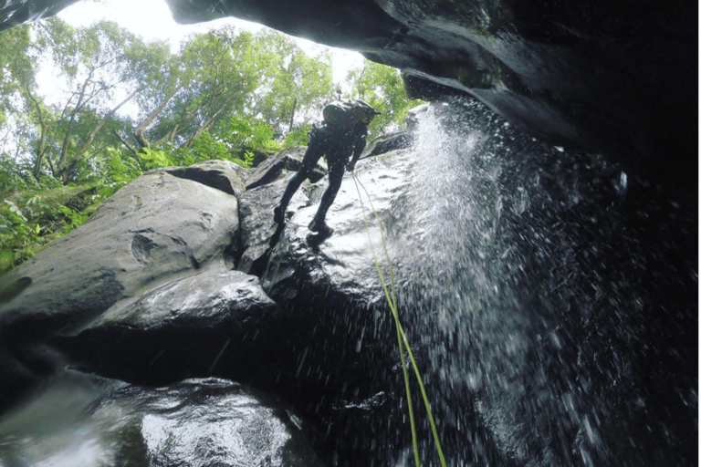 Barranquismo AdventurePark en el Salto do Cabrito