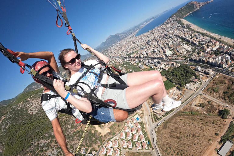 Antalya: Experiencia de Parapente con Traslados al Hotel