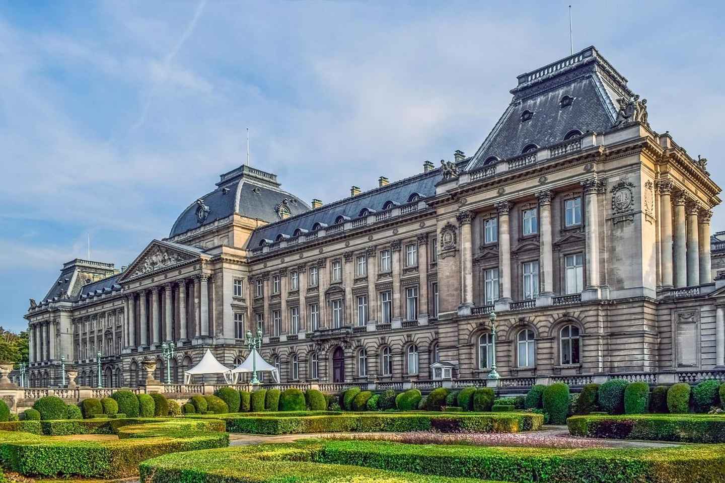 Brussels: Halle Gate Ticket & City Audio Tour