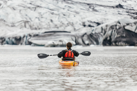 Sólheimajökull: Kajaktocht met gids op de gletsjerlagune