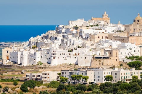 Ostuni l'histoire du blanc