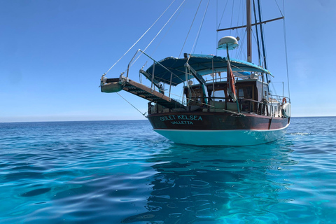 Charter privati esclusivi per la laguna blu di Comino