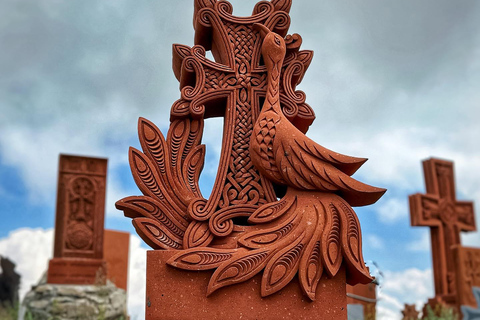 Khachkar Crafting Masterclass: Unveiling Armenia's Heritage