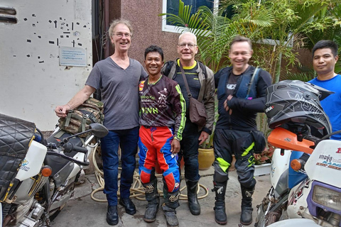 Aventura de 21 dias no Camboja de motocicleta