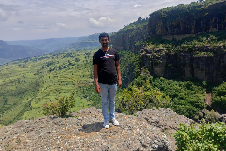 Wycieczka 1-dniowa Adadi Mariam &amp; Tiya Stelae