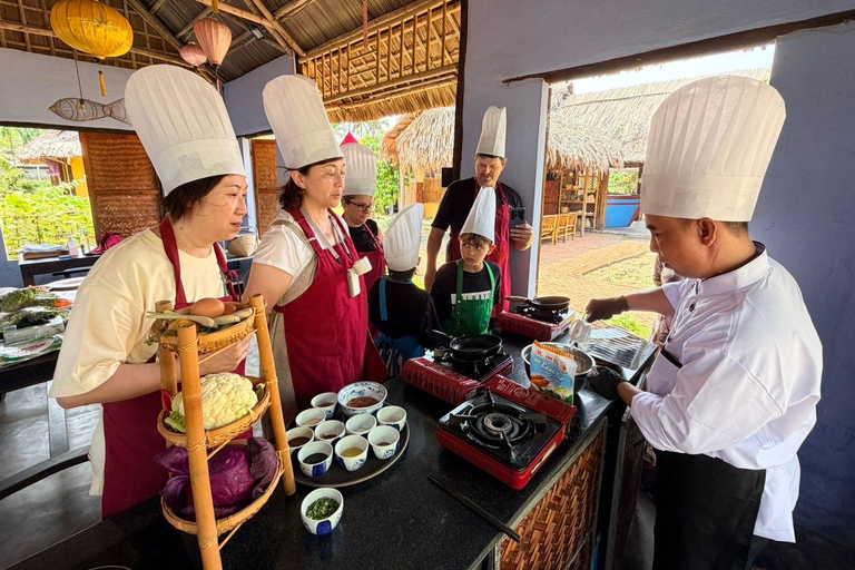Hoi An: Farm-to-Table Cooking Class with Fishing & Crafts