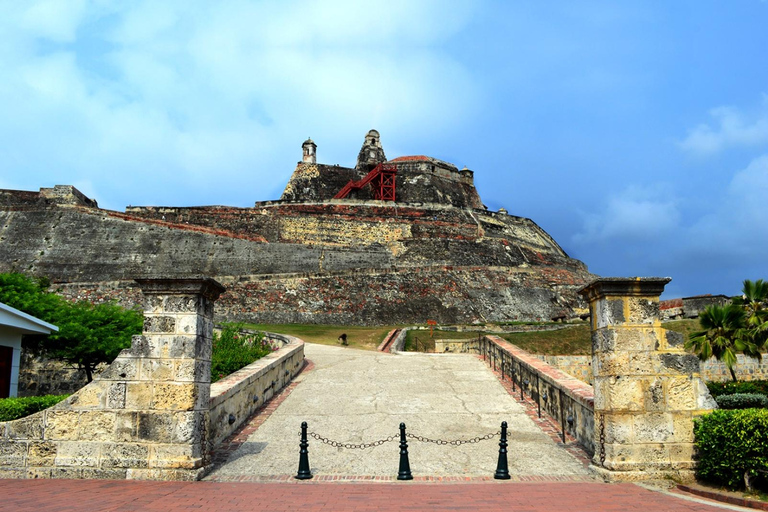 City Tour em Cartagena com entrada no Castelo de San FelipeVisita à cidade de Cartagena com entrada no Castelo de San Felipe