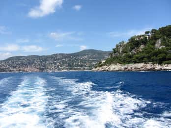 Boat trip to Saint-Jean-Cap-Ferrat with stopover