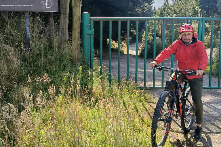 科托帕希：公园山脉自行车骑行，自然与乐趣并存科托帕希：骑行穿越公园山脉，尽享自然与乐趣