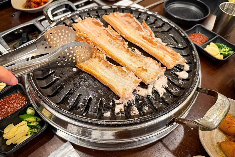 Da Nang: Hot Spring Park Entry with Lunch and Dinner