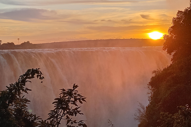 Zimbabwe & Zambia Falls Tour + Boiling Pot Hike