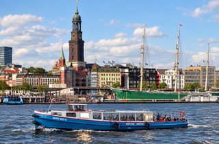 Hamburg: Einstündige traditionelle Hafenrundfahrt