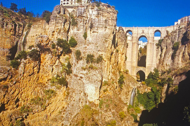 de Marbella / Estepona: excursão PRIVADA a Ronda com transporte e tapas