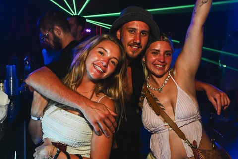 Phuket: Pub Crawl Rooftop, Bars, GoGo & 3 Clubs with Shots 20:30 | Pub Crawl Only
