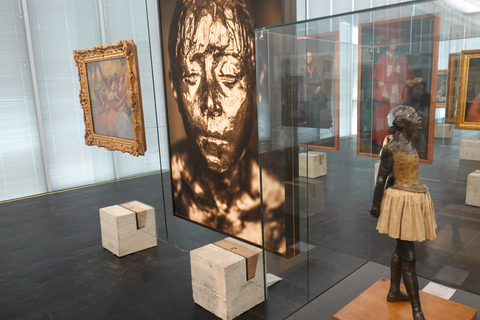 São Paulo: MASP Guided Tour w/MobileApp