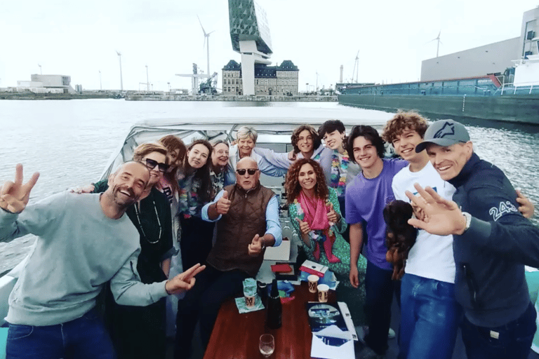 Antwerp: Private Aperitif Boatride