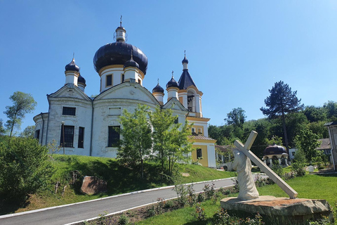 Monastères de Capriana et de Condrita et Milestii Mici (facultatif)Capriana and Condrita Monasteries &amp; Milestii Mici Optional