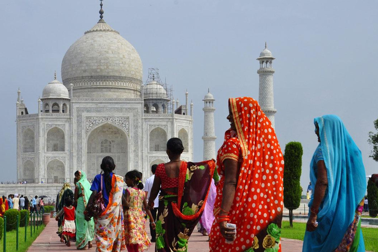 Vanuit Delhi: Taj Mahal &amp; Agra Tour per Express Trein2e klas trein met wagon en gids