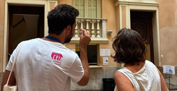 Valencia Old Town: Guided Tour in German with an Official Guide (Small Group)