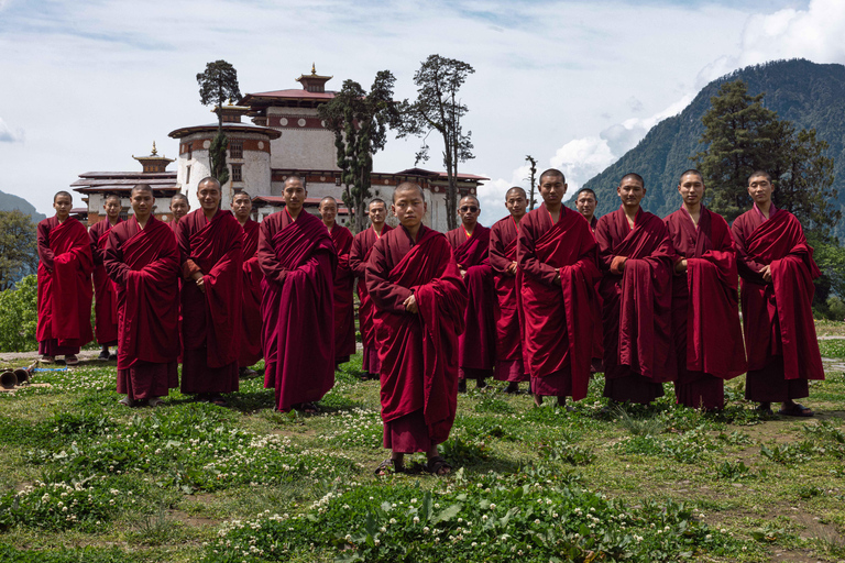 Bhutan: 4-Day Guided Tour with Tiger's Nest Hike & Meals