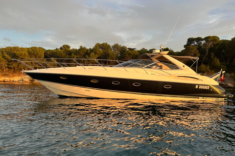Cannes: Discover the French Riviera by Private Boat Cannes: Discover the French Riviera by private boat