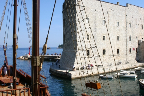 Ab Dubrovnik: 2-stündige Game of Thrones Tour & Kreuzfahrt