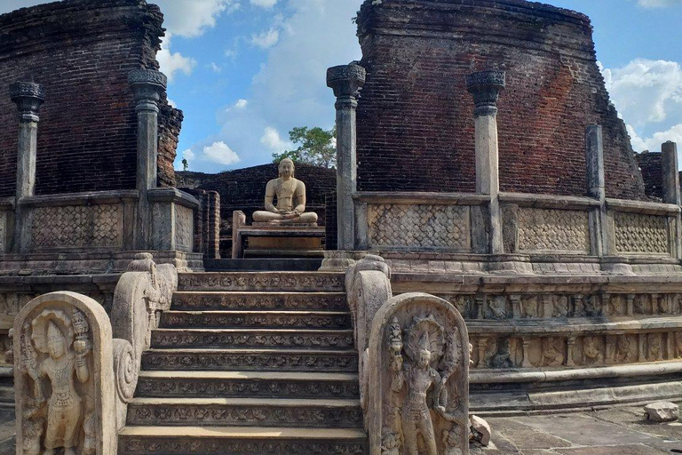 Sri Lanka : 4-Daagse Cultuurdriehoek Tour met 3 Nachten 4 Dagen