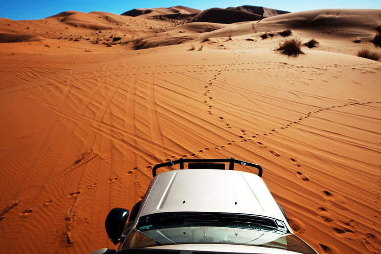 From Muscat:Wahiba Sands & WadiBani Khalid Desert Experience