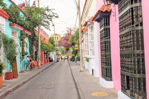 Cartagena: Destaques da Cidade Velha Tour guiado por você mesmo