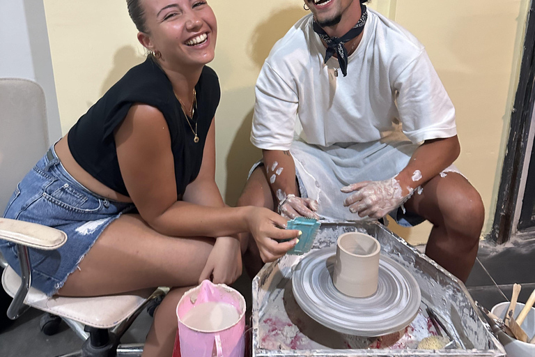 Antalya: Pottery Wheel Workshop - Shape Clay with Your Hands FOR FOREIGN GUESTS 1.5h (Without Firing - Quick Experience)