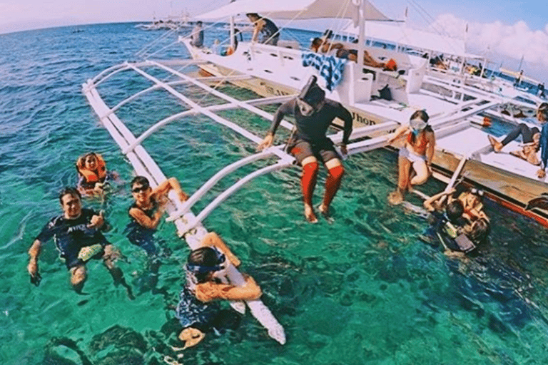 Cebu stad naar Pescador eiland &amp; Kawasan canyoning tour