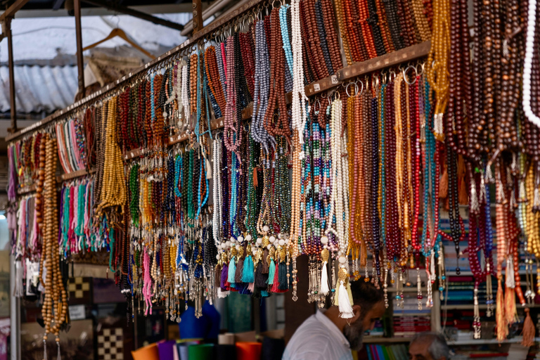 Delhi: Half-Day Market Shopping Tour with Female Guide New Delhi: Old Delhi Market Tour with Street Food