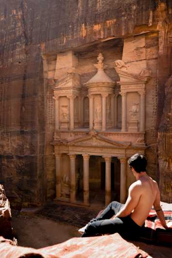 Amman: Petra, Wadi Rum en Dode Zee 2-daagse tour