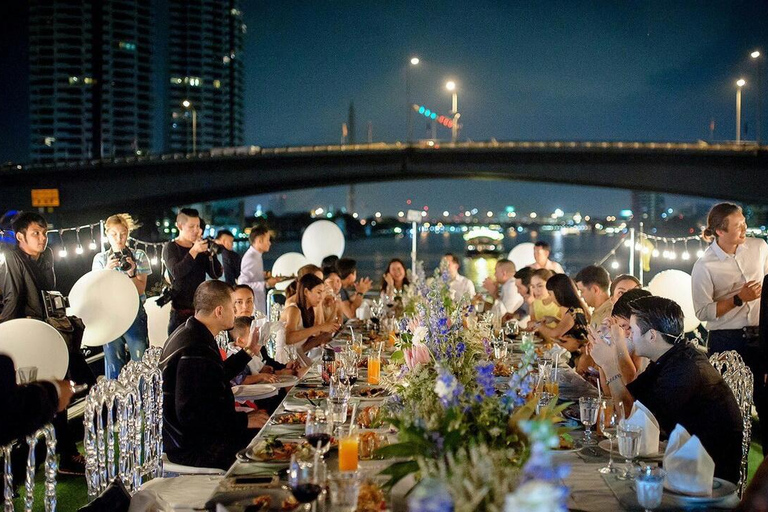 Bangkok: The Opulence Chao Phraya Lavish Dinner Cruise International Buffet Dinner for Foreigners